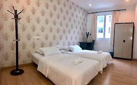 Island Hostel Bayan Lepas Airport